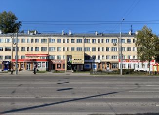Сдаю торговую площадь, 48 м2, Новокузнецк, проспект Металлургов, 29