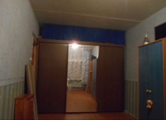 Двухкомнатная квартира на продажу, 47.8 м2, Снежногорск, улица Бирюкова, 25