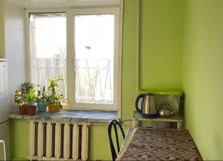 Продается трехкомнатная квартира, 47 м2, Иркутск, улица Багратиона, 45Е