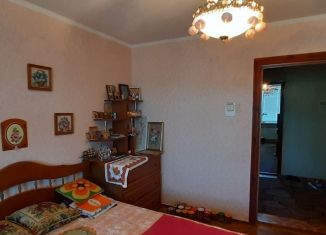 Продается двухкомнатная квартира, 51.4 м2, поселок городского типа Щебетовка, Октябрьская улица, 30