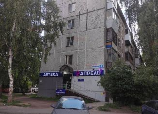 Продаю трехкомнатную квартиру, 56 м2, Екатеринбург, улица Смазчиков, 8, улица Смазчиков