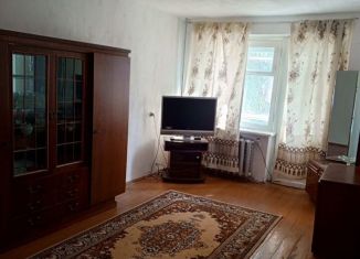 Аренда трехкомнатной квартиры, 58.3 м2, Осинники, улица Победы, 38