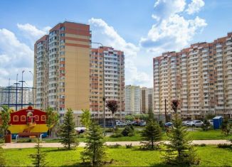 Продается трехкомнатная квартира, 84 м2, Ростов-на-Дону, улица Юрия Дубинина, 1/1