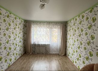 Продается 1-ком. квартира, 31 м2, Каменск-Уральский, бульвар Парижской Коммуны, 3