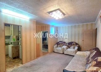 Трехкомнатная квартира на продажу, 56 м2, Красноярский край, улица Бегичева, 27