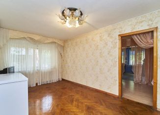 Продается 4-комнатная квартира, 80 м2, Краснодар, Славянская улица, 79А