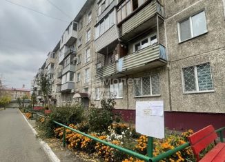 Продается 2-комнатная квартира, 43 м2, Омск, Вокзальная улица, 27