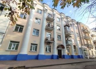 Продам 2-ком. квартиру, 53.4 м2, Тверь, проспект Чайковского, 44