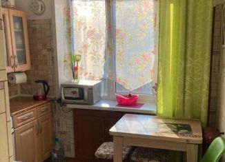 Сдам в аренду 3-ком. квартиру, 63 м2, Балтийск, улица В. Егорова, 7