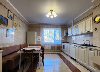 Продается 5-ком. квартира, 177.5 м2, Симферополь, Промышленная улица, 25А