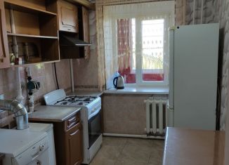 Сдам в аренду 3-комнатную квартиру, 90 м2, Краснодарский край, Новая улица, 45