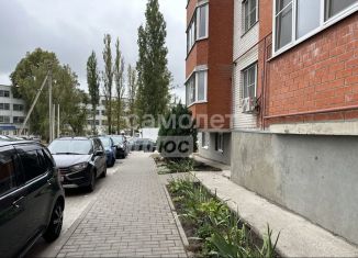 Продаю 1-ком. квартиру, 47 м2, Курск, 2-я Агрегатная улица, 57