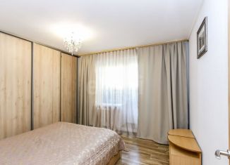 Продается 2-ком. квартира, 66 м2, Тюмень, улица Избышева, 8