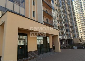 Продается 1-комнатная квартира, 37 м2, Санкт-Петербург, улица Дыбенко, 4к1, метро Проспект Большевиков