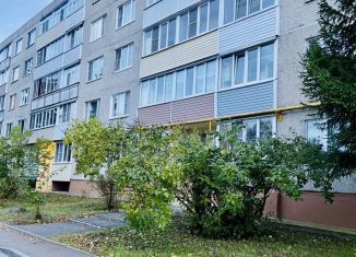 Продаю трехкомнатную квартиру, 67 м2, Егорьевск, 6-й микрорайон, 21