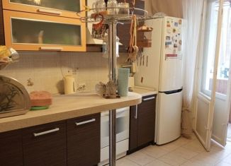 Сдаю 2-ком. квартиру, 60 м2, Белгородская область, улица Пушкина, 67