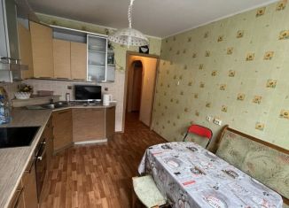 Сдаю 1-ком. квартиру, 45 м2, Тюмень, улица Пермякова, 78к1, Восточный округ