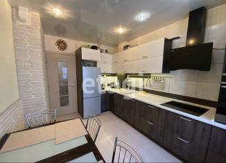 Продам трехкомнатную квартиру, 81.4 м2, Красноярский край, улица Молокова, 60