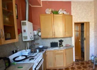 Продам 3-ком. квартиру, 74.6 м2, Кашира, Советская улица, 21