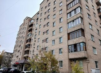 Продам однокомнатную квартиру, 32.3 м2, Санкт-Петербург, Народная улица, 65, метро Елизаровская