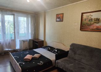 Сдаю 2-ком. квартиру, 45 м2, Москва, Самаркандский бульвар, 24к2