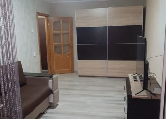 Продам 1-комнатную квартиру, 28 м2, Курск, Заводская улица, 49