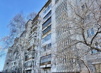 Продажа 2-комнатной квартиры, 52 м2, Томск, улица Айвазовского, 33, Октябрьский район