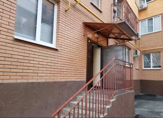 Продам 1-ком. квартиру, 32 м2, Ростовская область, Первоцветная улица, 14