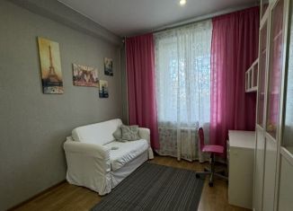 Аренда трехкомнатной квартиры, 125 м2, Москва, Веерная улица, 30к2