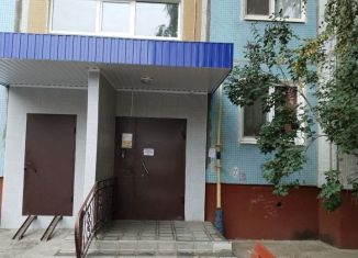 2-комнатная квартира на продажу, 52.7 м2, Балаково, Степная улица, 12