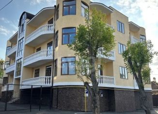 Продам 3-комнатную квартиру, 84 м2, Кисловодск, улица Титова, 9