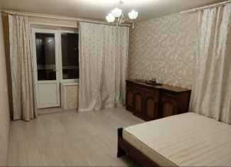 Сдается в аренду 2-ком. квартира, 47 м2, Апрелевка, улица Горького, 5