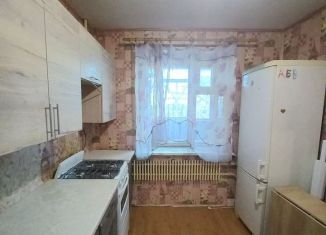 Продаю 1-ком. квартиру, 38 м2, Белгородская область, улица Есенина, 32