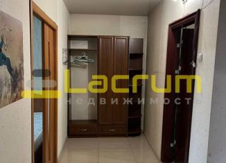 Продажа трехкомнатной квартиры, 66 м2, Красноярск, улица Копылова, 36