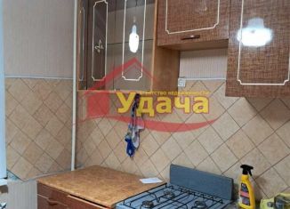 Продаю однокомнатную квартиру, 32.9 м2, Орск, улица Пацаева, 15