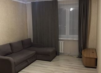 Сдаю в аренду 2-ком. квартиру, 43 м2, Москва, Радужная улица, 11