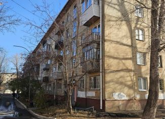 Продается 1-ком. квартира, 30 м2, Омск, Светлая улица, 12, Советский округ