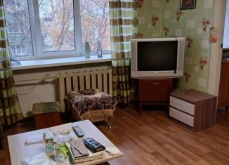 Аренда 2-ком. квартиры, 40 м2, Глазов, улица Ленина, 9Б