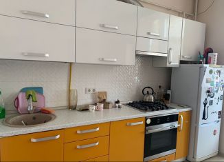 Сдается 1-ком. квартира, 50 м2, Крым, проспект Победы