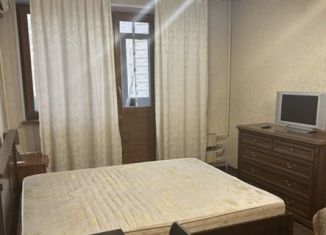 Сдаю в аренду комнату, 20 м2, Москва, улица Академика Анохина, 12к1, метро Юго-Западная