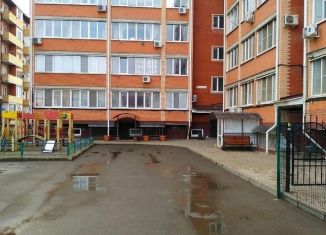 Продажа двухкомнатной квартиры, 64 м2, Краснодар, Тепличная улица, 104, Прикубанский округ