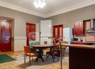 Продажа 4-комнатной квартиры, 185 м2, Санкт-Петербург, улица Восстания, 22, муниципальный округ Литейный