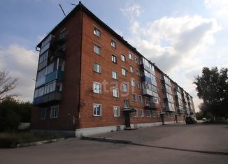 Продам 2-ком. квартиру, 43.6 м2, Прокопьевск, Ближняя улица, 39