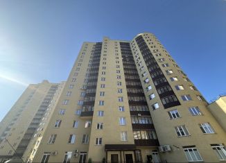 Продажа 2-ком. квартиры, 50 м2, Челябинск, улица Блюхера, 55, ЖК Три кита