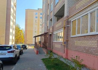 Продается 2-ком. квартира, 62.4 м2, Александров, улица Жулёва, 13