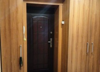 Сдаю 2-ком. квартиру, 460 м2, Республика Алтай, Заводская улица, 12