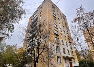 Продам 2-ком. квартиру, 42 м2, Санкт-Петербург, проспект Ветеранов, 26