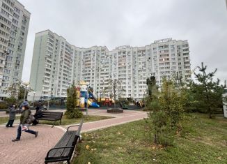 3-комнатная квартира в аренду, 90 м2, Москва, Перовская улица, 66к4