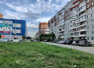 2-ком. квартира на продажу, 45 м2, Новосибирск, улица Жуковского, 106, метро Гагаринская