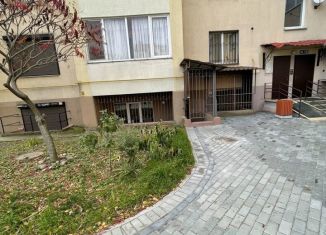 Продажа помещения свободного назначения, 80 м2, Калининград, улица Виктора Гакуна, 10, Ленинградский район